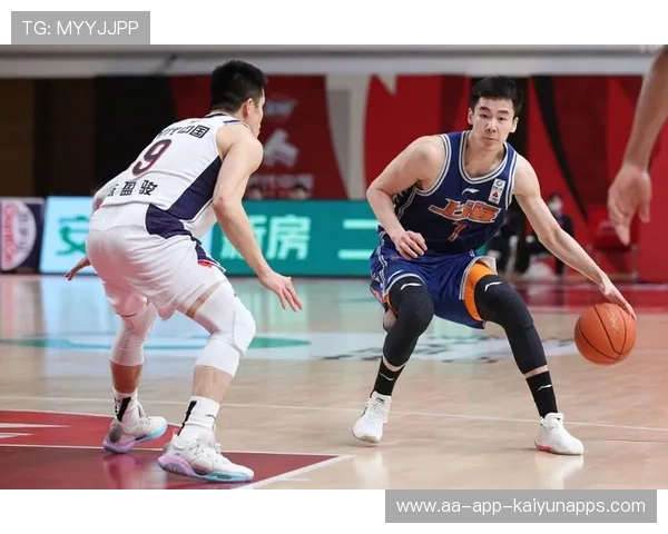 职业球员是否拥有自主制定成长计划的权利，职业球员的定义